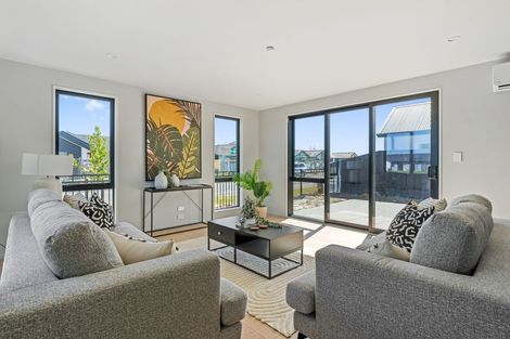 Photo of property in 30 Ruataniwha Avenue, Rangiora, 7400