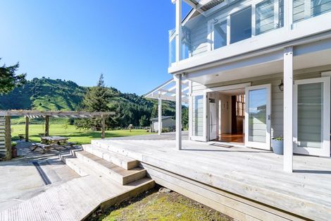 Photo of property in 10122 State Highway 1, Taihape, 4795