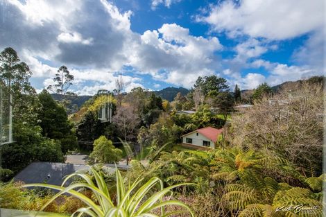 Photo of property in 36 Wyndham Road, Pinehaven, Upper Hutt, 5019