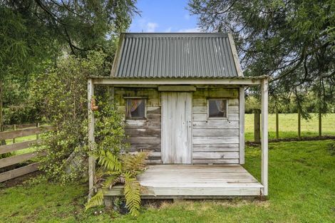 Photo of property in 24 Old State Mill Road, Mamaku, 3020