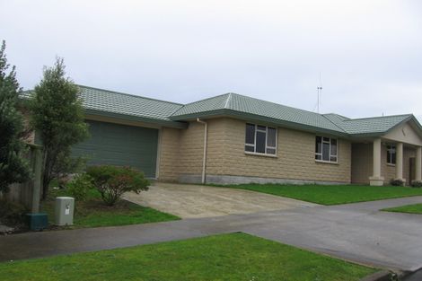 Photo of property in 3 Logan Views, Kelvin Grove, Palmerston North, 4414