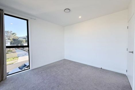 Photo of property in 13a King Richard Place, Browns Bay, Auckland, 0630