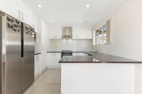 Photo of property in 11 Janese Place, Weymouth, Auckland, 2103
