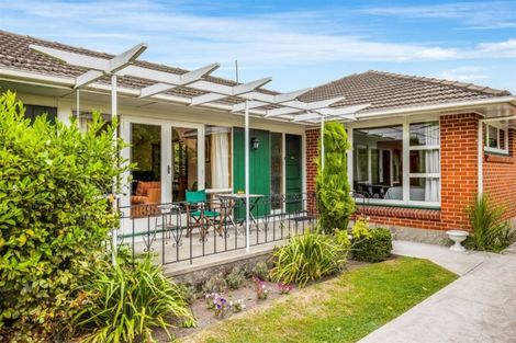 Photo of property in 249 Memorial Avenue, Burnside, Christchurch, 8053