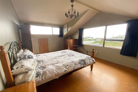 Photo of property in 2 Kamahi Street, Kaka Point, Balclutha, 9271