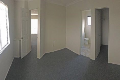 Photo of property in 2/143 Ash Street, Avondale, Auckland, 1026