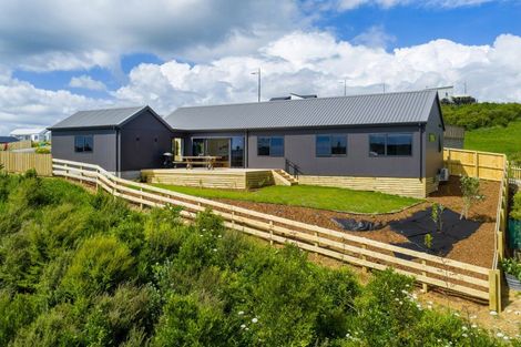 Photo of property in 102 Omahina Street, Raglan, 3225