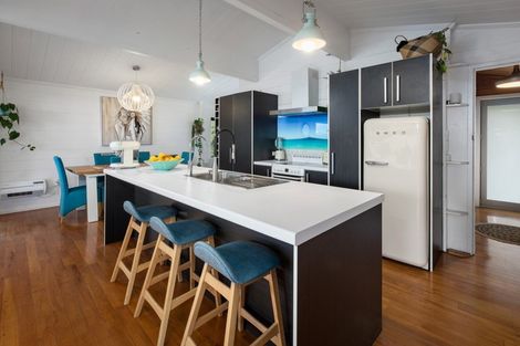 Photo of property in 37 The Crescent, Waihi Beach, 3611