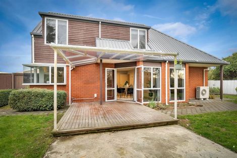 Photo of property in 5/37 Avonhead Road, Avonhead, Christchurch, 8042