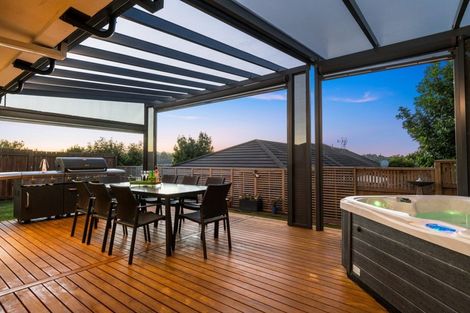 Photo of property in 5 Rexford Heights, Pyes Pa, Tauranga, 3112