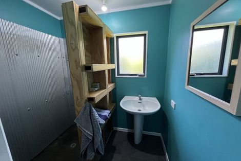 Photo of property in 5 Tainui Street, Mokau, 4376