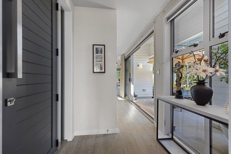 Photo of property in 1 Ellesmere Close, Pyes Pa, Tauranga, 3112