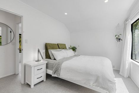 Photo of property in 1/91 Balmain Road, Birkenhead, Auckland, 0626