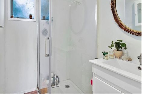 Photo of property in 2/15 Sharland Avenue, Manurewa, Auckland, 2102