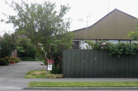 Photo of property in 1/172 Sawyers Arms Road, Bishopdale, Christchurch, 8053