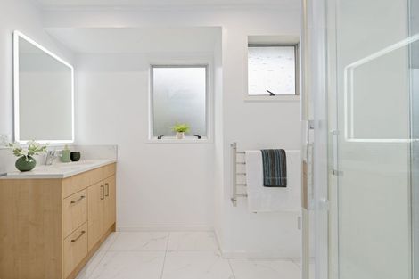 Photo of property in 16 Andelko Place, Henderson, Auckland, 0612