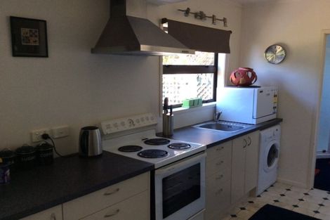 Photo of property in 27 Pukeko Place, Westshore, Napier, 4110