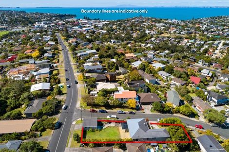 Photo of property in 50 Arran Road, Browns Bay, Auckland, 0630