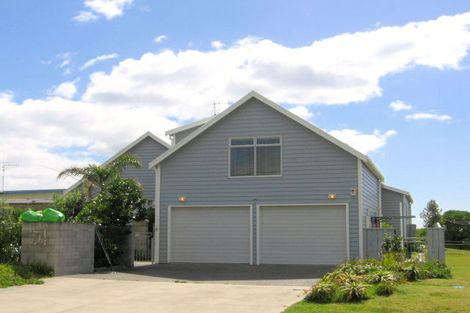 Photo of property in 51 Shaw Road, Waihi Beach, 3611