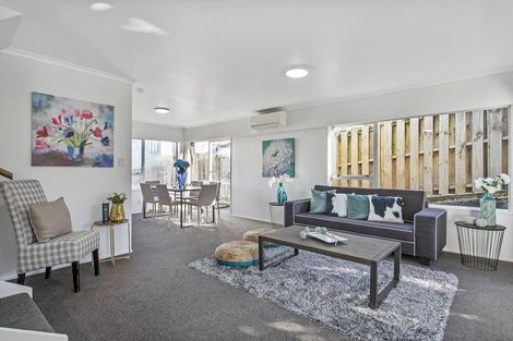 Photo of property in 1/72 Stanaway Street, Hillcrest, Auckland, 0627