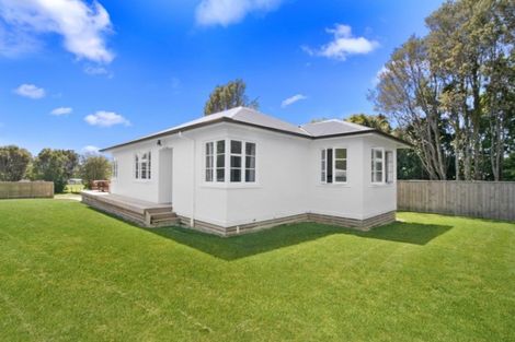 Photo of property in 18 Olson Street, Egmont Village, Inglewood, 4386