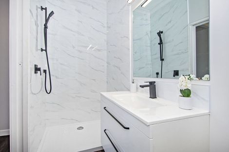 Photo of property in 15 Cairnfield Road, Kensington, Whangarei, 0112