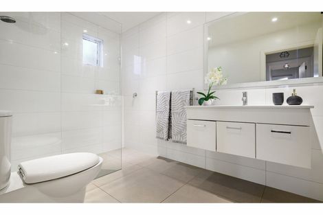 Photo of property in 77 Glenfield Crescent, Mairehau, Christchurch, 8052