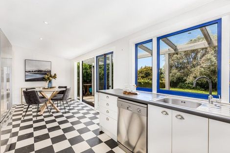 Photo of property in 43 Hanover Street, Wadestown, Wellington, 6012