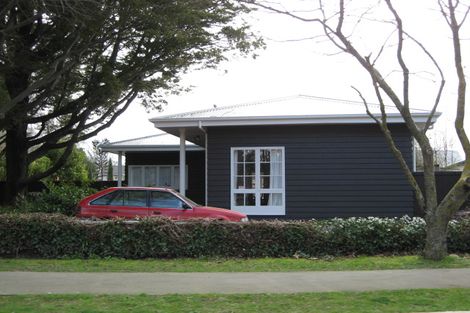 Photo of property in 14 Thorrington Road, Cashmere, Christchurch, 8022