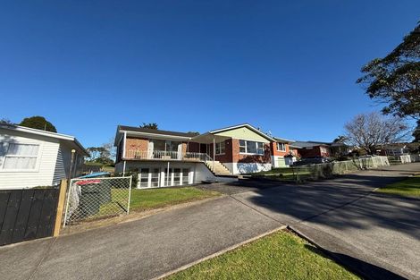 Photo of property in 11 Terry Street, Blockhouse Bay, Auckland, 0600