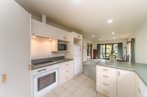 Photo of property in 4 Jensen Street, Hokowhitu, Palmerston North, 4410