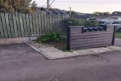 Photo of property in 2/249 Muritai Road, Eastbourne, Lower Hutt, 5013