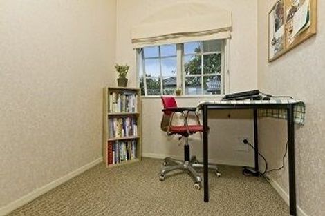 Photo of property in 1/15 Seine Road, Forrest Hill, Auckland, 0620