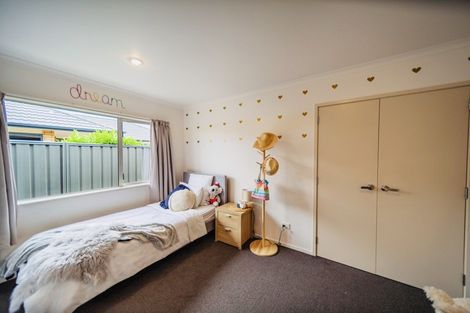 Photo of property in 33 Mcnaughton Place, Onekawa, Napier, 4110