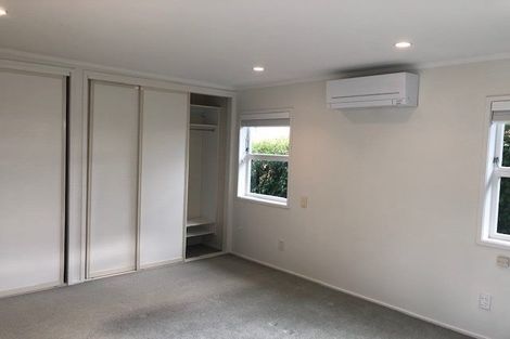 Photo of property in 10 Dodson Avenue, Milford, Auckland, 0620