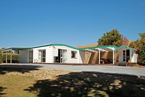 Photo of property in 10 Seaview Road, Herbertville, Dannevirke, 4970