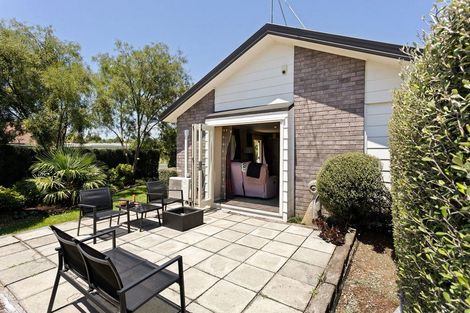 Photo of property in 54 Browning Street, Leamington, Cambridge, 3432