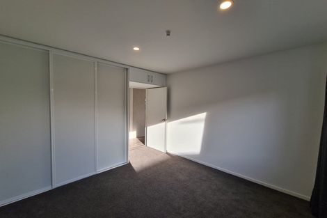Photo of property in 4/11 Defoe Place, Waltham, Christchurch, 8023