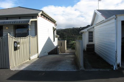 Photo of property in 44 Overtoun Terrace, Hataitai, Wellington, 6021