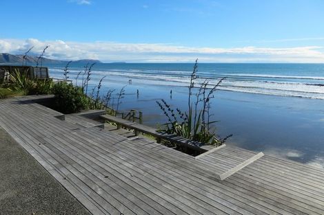Photo of property in 74 The Esplanade, Raumati South, Paraparaumu, 5032
