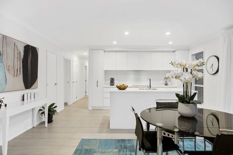 Photo of property in 32 Awatira Drive, Papamoa Beach, Papamoa, 3118