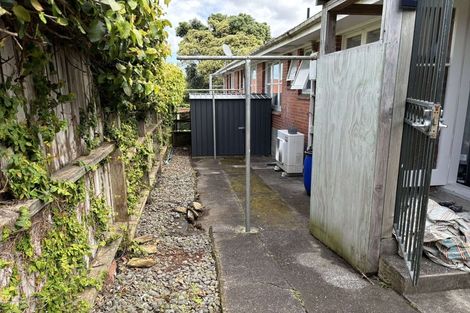 Photo of property in 2/45 Rawhiti Road, One Tree Hill, Auckland, 1061