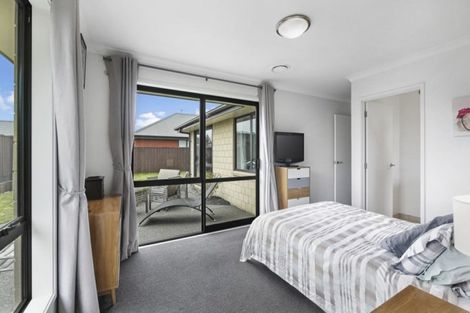 Photo of property in 34 Rossall Crescent, Rolleston, 7615