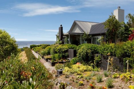Photo of property in 115 Highland Drive, Acacia Bay, Taupo, 3385