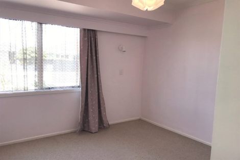 Photo of property in 5 Wilton Street, Westown, New Plymouth, 4310