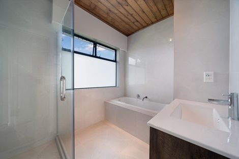 Photo of property in 301 Spur Road, Stillwater, Silverdale, 0993