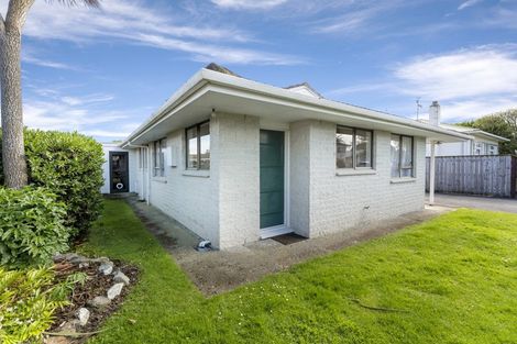 Photo of property in 73a Stanley Avenue, Palmerston North, 4414