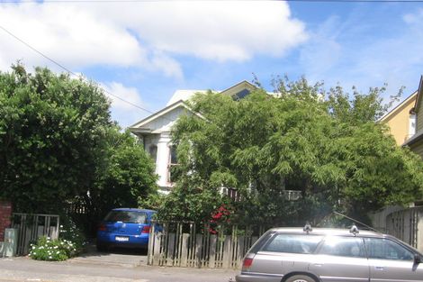Photo of property in 62 Pirie Street, Mount Victoria, Wellington, 6011