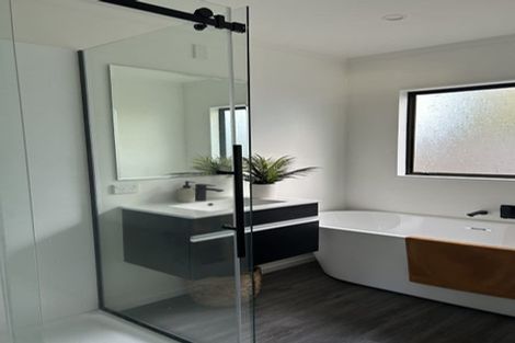 Photo of property in 23 Hurley Road, Paraparaumu Beach, Paraparaumu, 5032