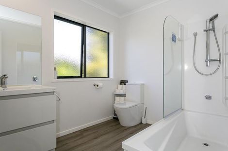 Photo of property in 5a Kotare Street, Hilltop, Taupo, 3330